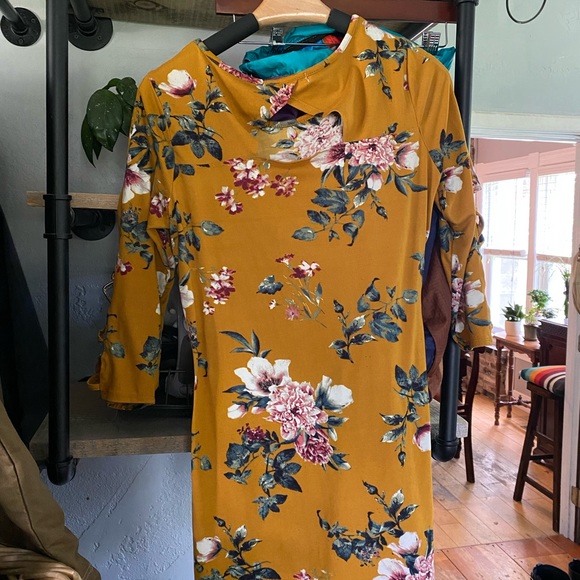 Cute top - S-M - Picture 3 of 6